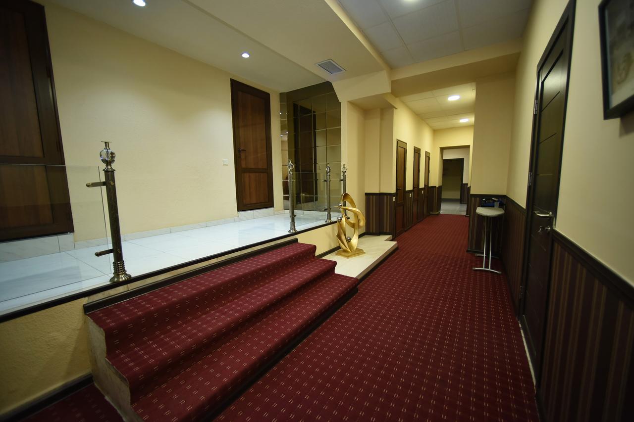 Yerevan Inn Hostel Ngoại thất bức ảnh