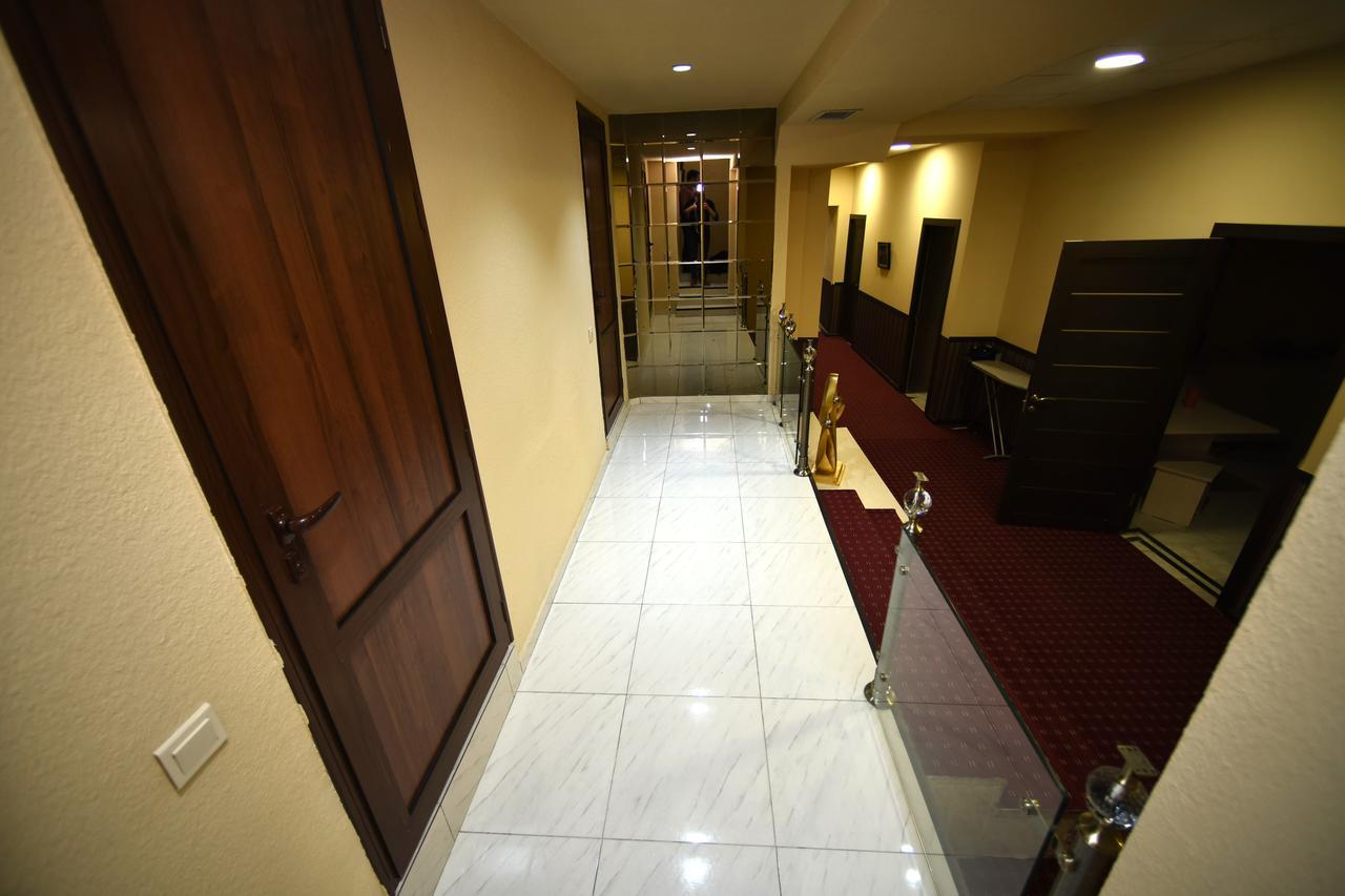 Yerevan Inn Hostel Ngoại thất bức ảnh